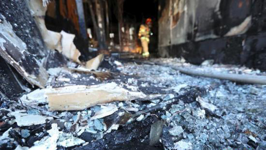 一片狼藉 一片狼藉